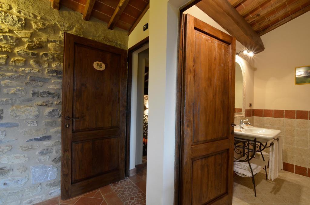 Готель Locanda La Casina Di Lilliano Кастелліна-ін-К'янті Екстер'єр фото