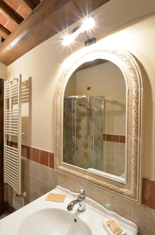 Готель Locanda La Casina Di Lilliano Кастелліна-ін-К'янті Екстер'єр фото