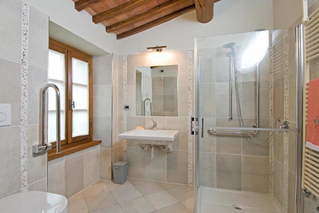 Готель Locanda La Casina Di Lilliano Кастелліна-ін-К'янті Номер фото