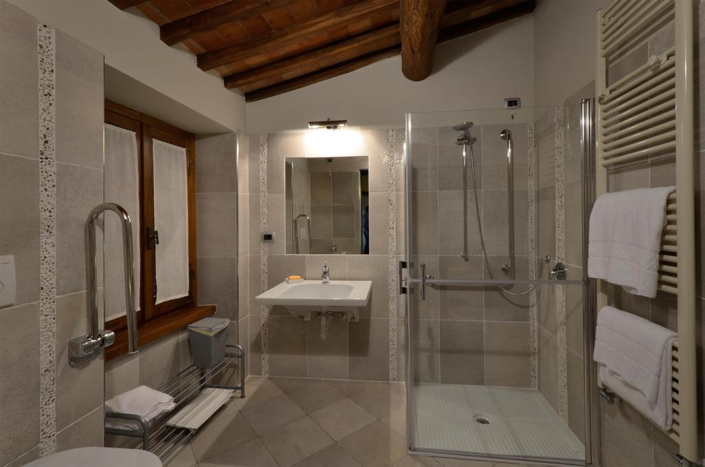 Готель Locanda La Casina Di Lilliano Кастелліна-ін-К'янті Екстер'єр фото