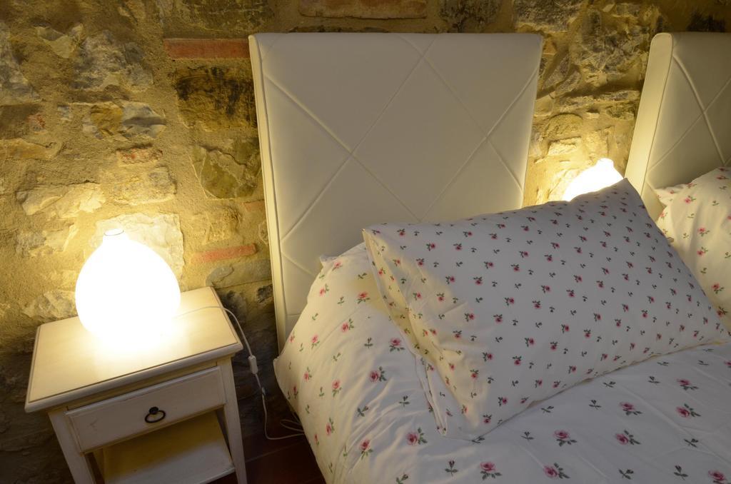Готель Locanda La Casina Di Lilliano Кастелліна-ін-К'янті Екстер'єр фото